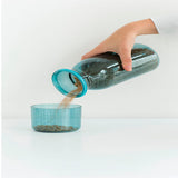 Especiero con taza medidora Tritan azul 1.3 L Brabantia