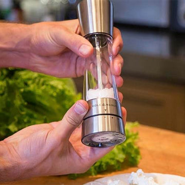 Molino de sal acrílico/acero inoxidable 19 cm Cole&Mason