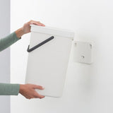 Cubo de reciclaje con asa blanco 16L Brabantia