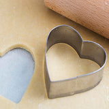Juego de 5 cortadores de galletas gradual corazón Patisse