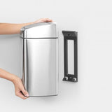 Bote para basura touch bin 10 L rectangular Brabantia